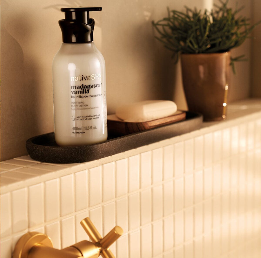 nativaSPA Madagascar Vanilla Moisturizing Body Lotion 400ml